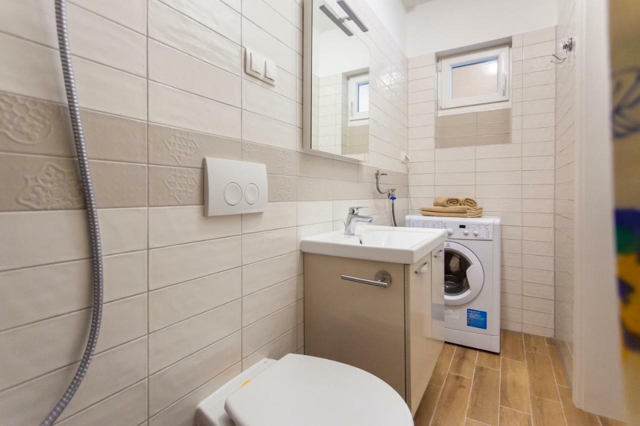 Apartment Hasanec By El-Pi Tours Нивице Екстериор снимка